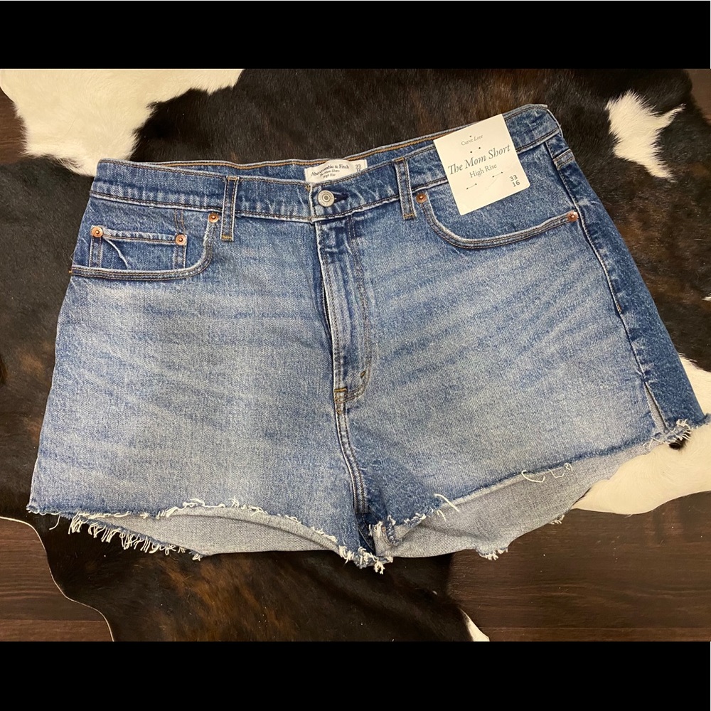 Abercrombie mom jean shorts